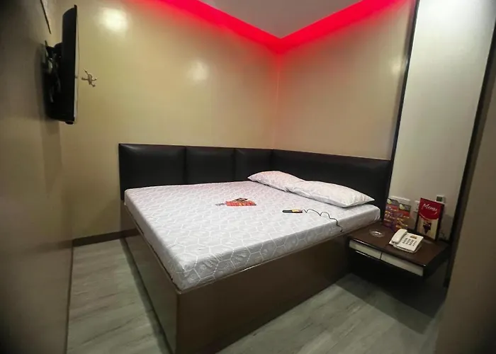 Sogo Edsa Shaw Blvd. Hotel